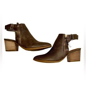 BareTraps Noelani Preforated Ankle Booties NWOT NO BOX